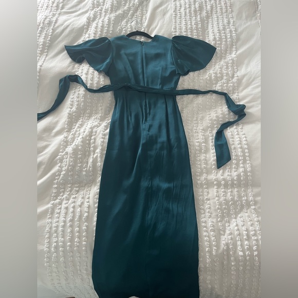 Gorgeous dress from Ever New in teal colour. - Picture 2 of 4